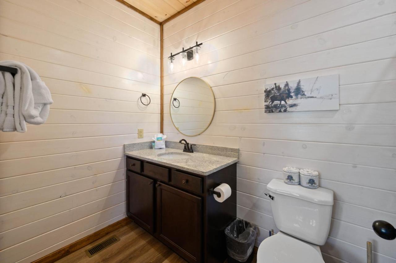 Osprey Nest Cottage Modern New Cabin พิเจนฟอร์จ ภายนอก รูปภาพ
