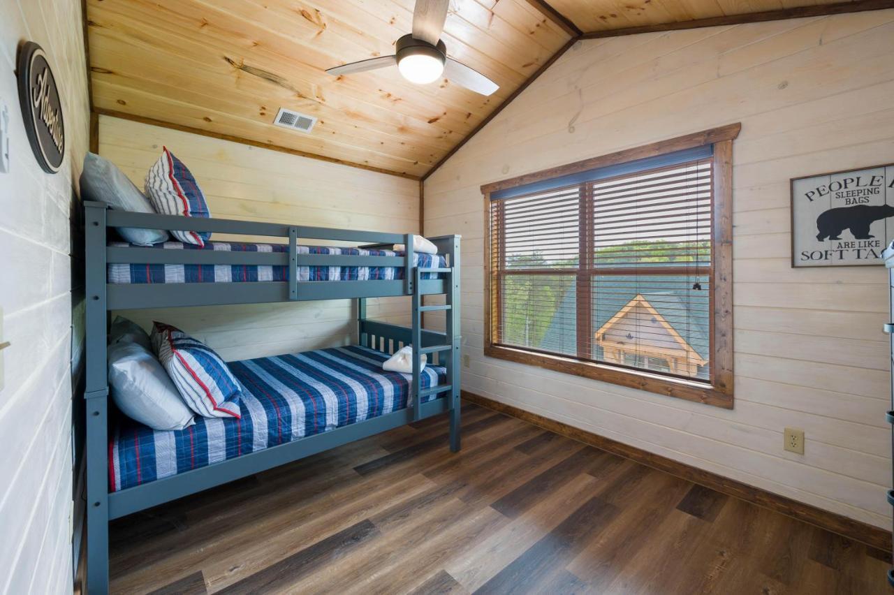 Osprey Nest Cottage Modern New Cabin พิเจนฟอร์จ ภายนอก รูปภาพ